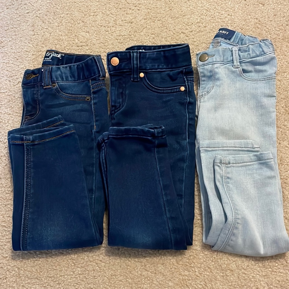 Lot of 3 skinny jean leggings.